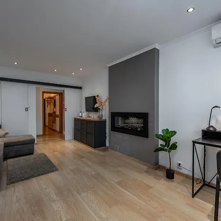 아파트 Palarikova Old App